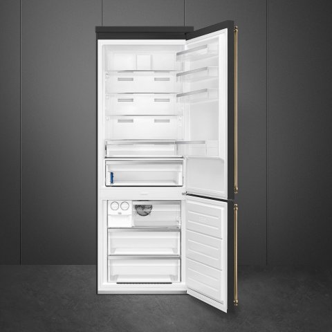 Холодильник Smeg FA8005RAO6