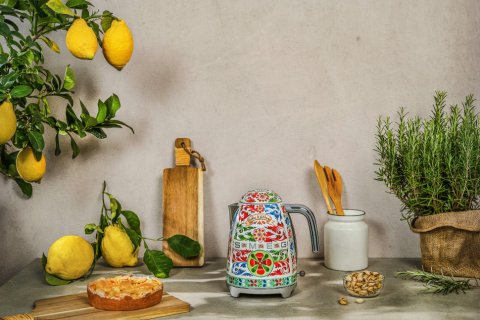Чайник електричний Smeg KLF03DGEU
